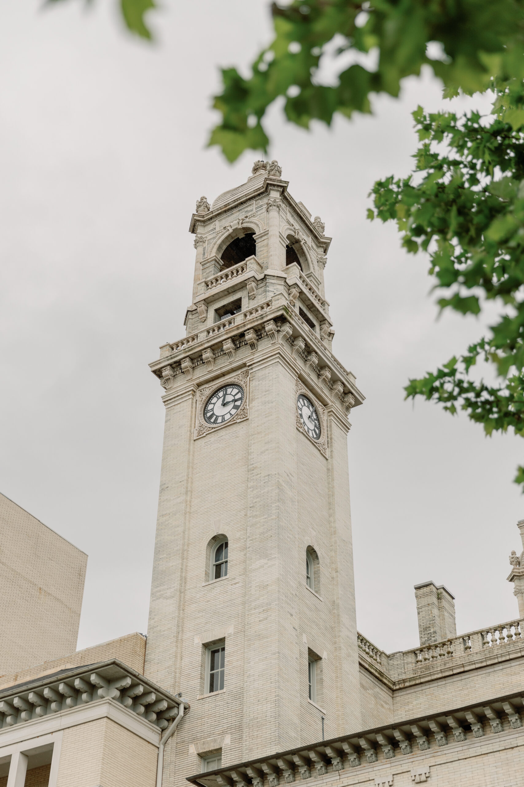 Jefferson Hotel Wedding in Richmond, VA | RVA Wedding Photographer | the clock tower at the Jefferson Hotel wedding venue in Richmond