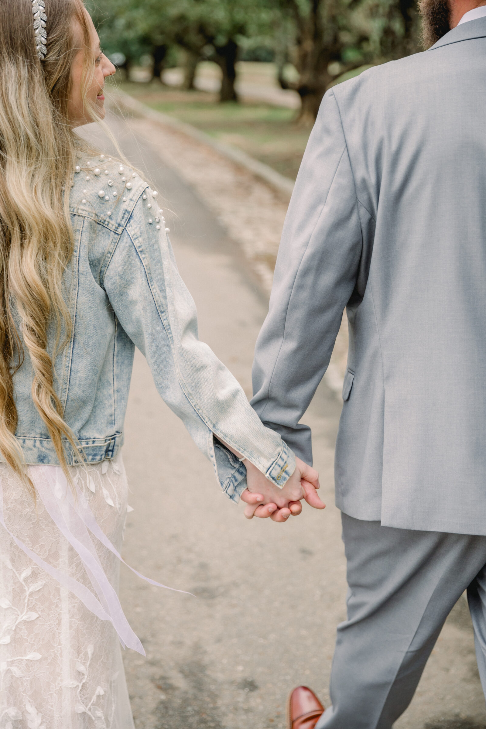 A bride and groom in Maymont Park, a perfect spot for Richmond Elopement Photography