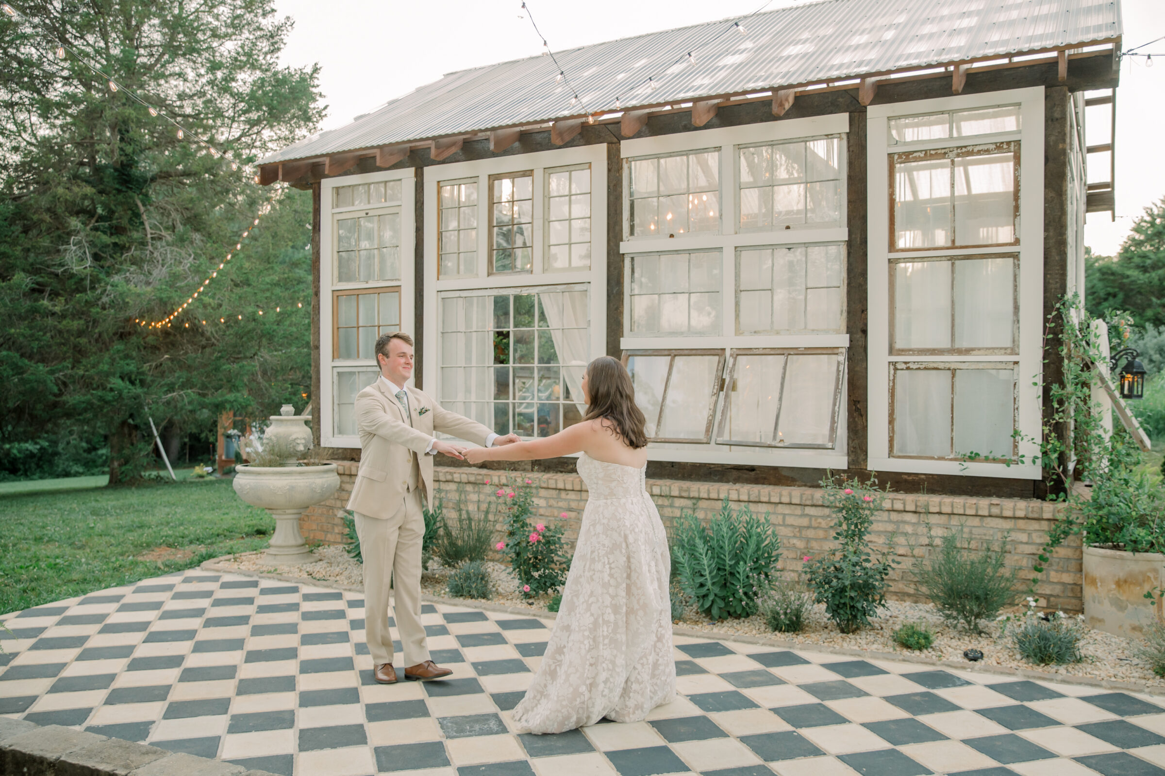 Three Oaks Manor Wedding in Madison Heights, VA | Virginia Wedding Photographer | bride and groom share first dance