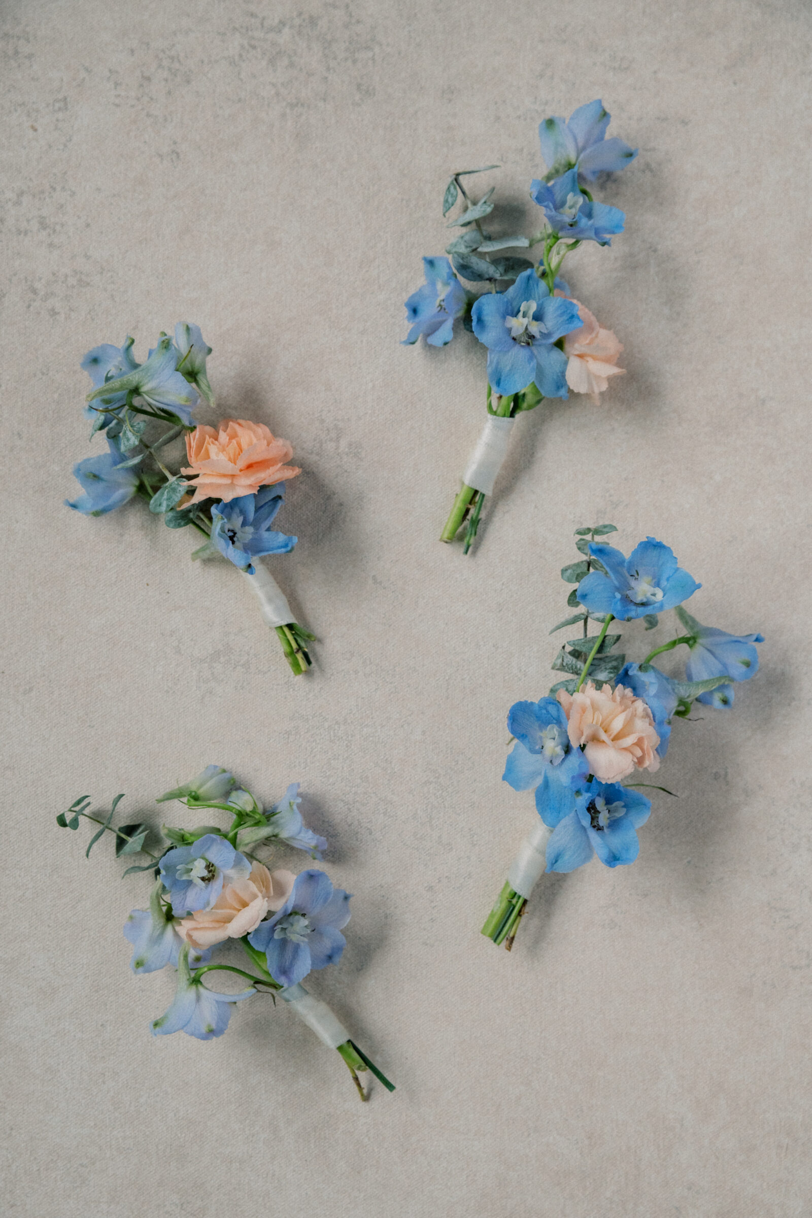 Southwest VA Wedding Photographer | boutonnieres 