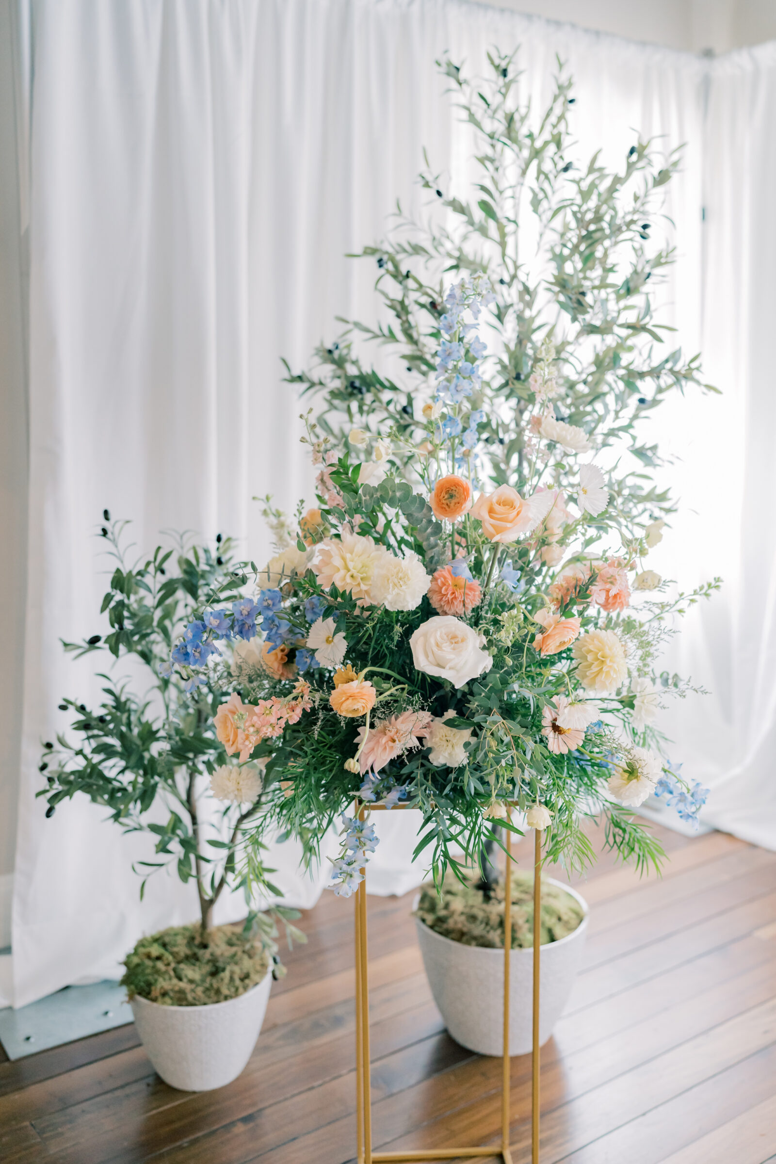 Bristol Train Station Wedding | flowers for a Bristol Train Station wedding ceremony
